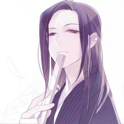 消费者曝双汇鸡肉肠生虫